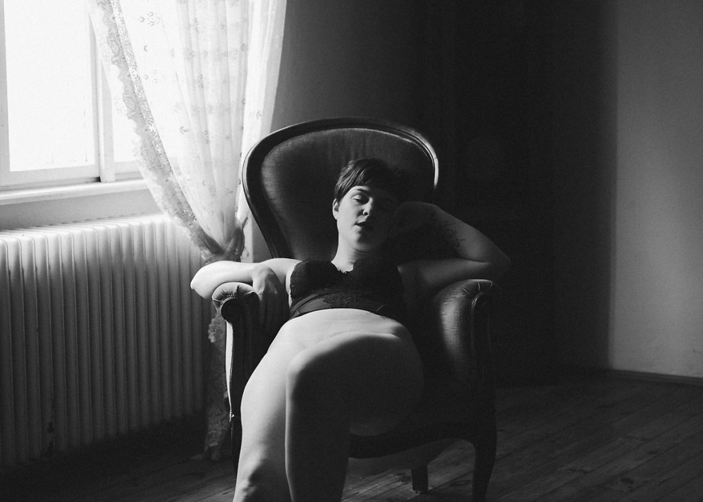 sehnsucht [nude]